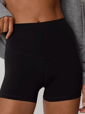 OFFLINE by Aerie 3” Bike Short